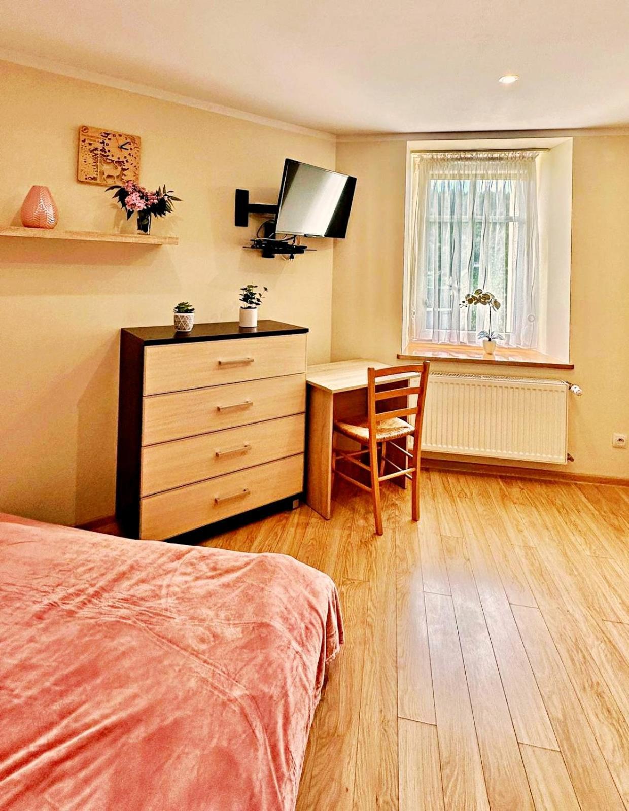 Апартаменти Apartament Lewinek Левін-Клодзький Екстер'єр фото